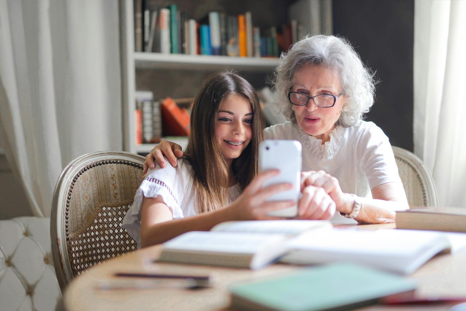 How to Improve Your Relationship with Your In-laws: 5 Simple Tips