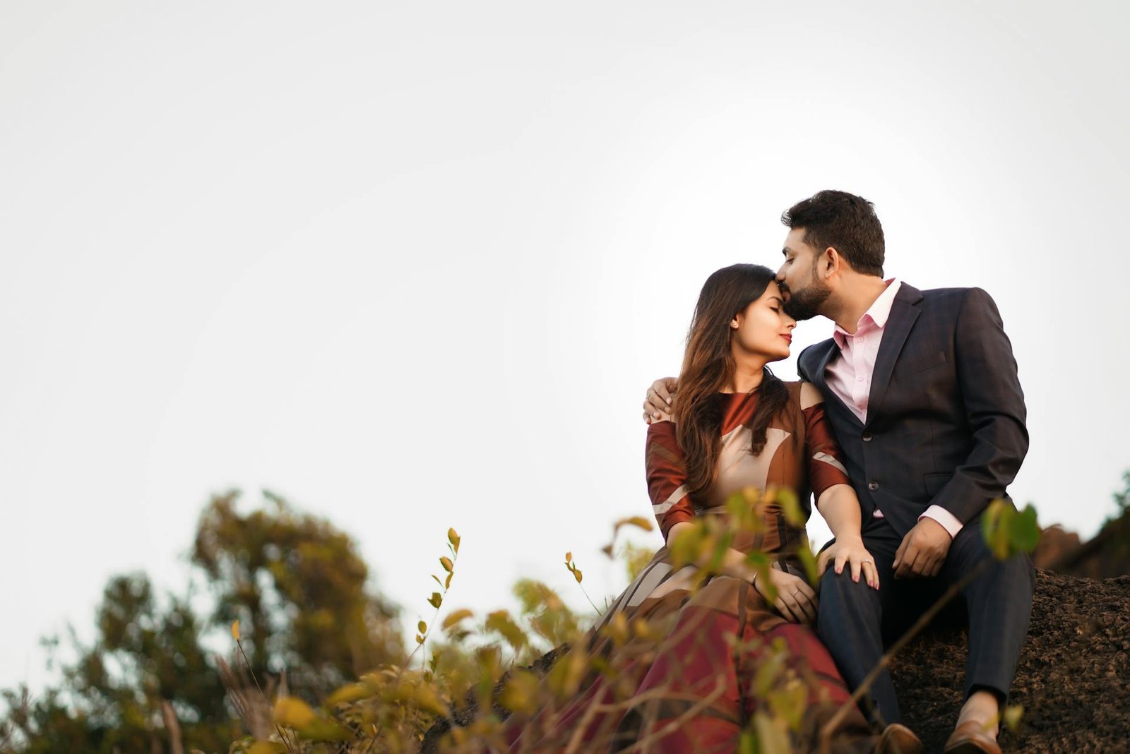 How to Deal with Trust Issues in a Relationship: 5 Effective Strategies