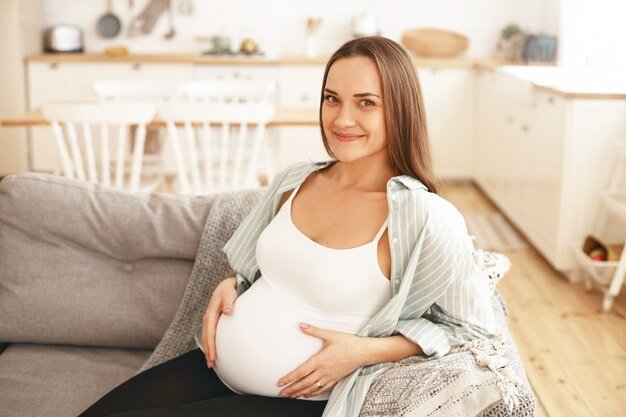 From Bump to Baby Pregnancy Management for Dummies